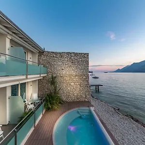 Hotell Vega, Malcesine