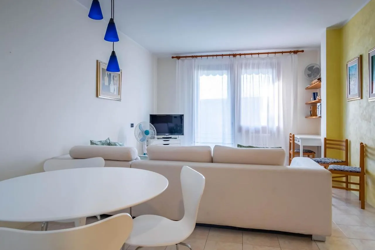 La Perla Del Lago Apartment Malcesine